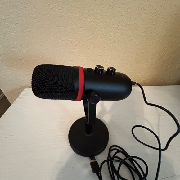 Audio Pro Professional Microphone - Picture 5 of 11
